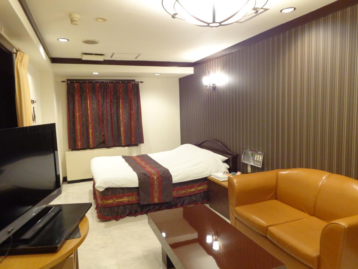 Hotel Piatt (Adults Only) Нагоя Екстериор снимка