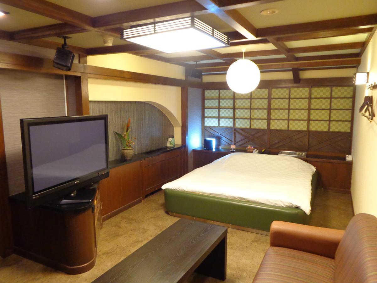 Hotel Piatt (Adults Only) Нагоя Екстериор снимка